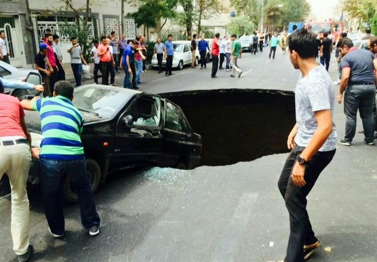 قدم های نامطمئن شهروندان بر معابر سست پایتخت