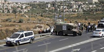 زخمی شدن یک نظامی صهیونیست با ضربات چاقو 