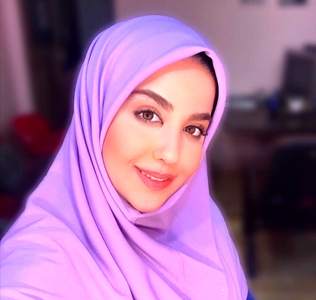 مجری مشهور تلویزیون که داروساز است/ عکس