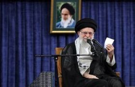 تصاویر قدیمی از رهبر و فرماندهان شهید 