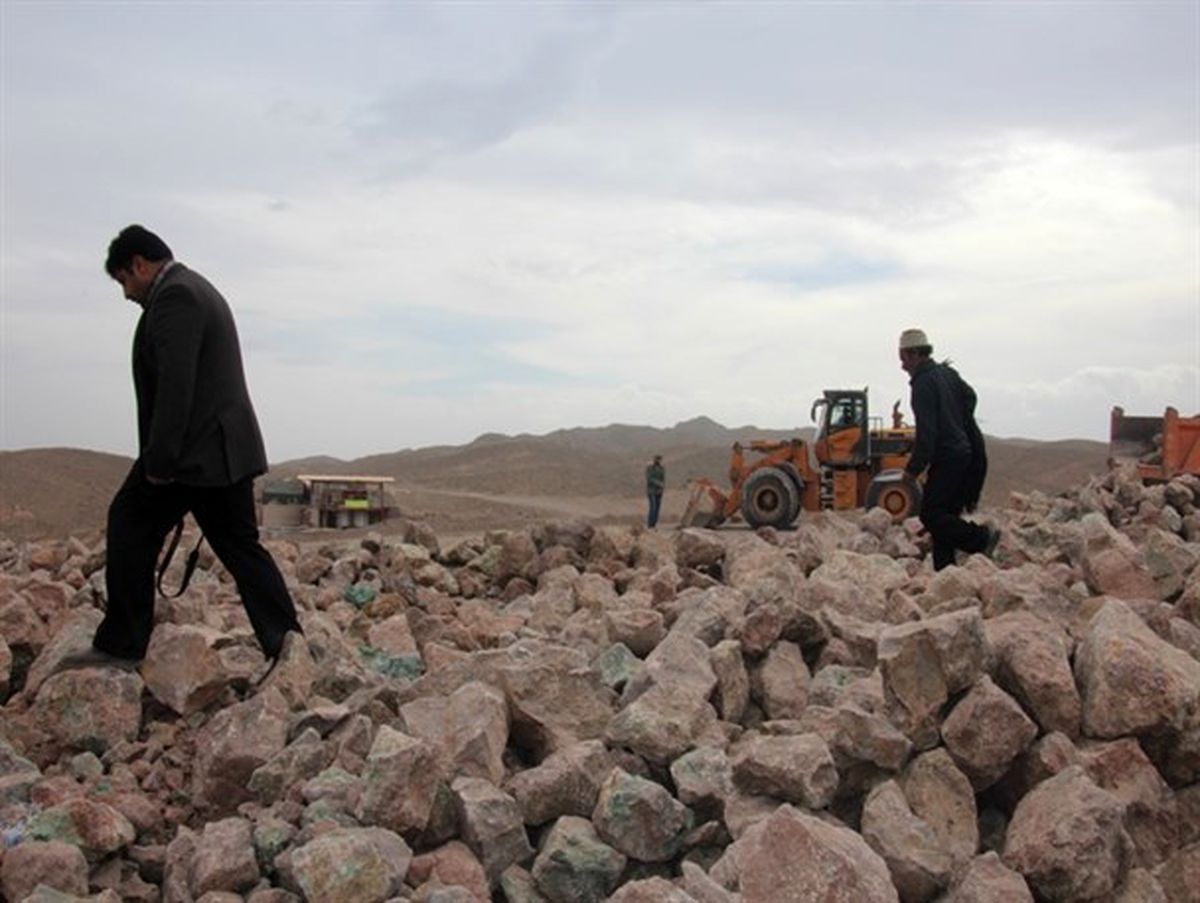 کارخانه تولیدکنسانتره ومعدن مس بزن آباد قاین را به تعطیلی کشاند