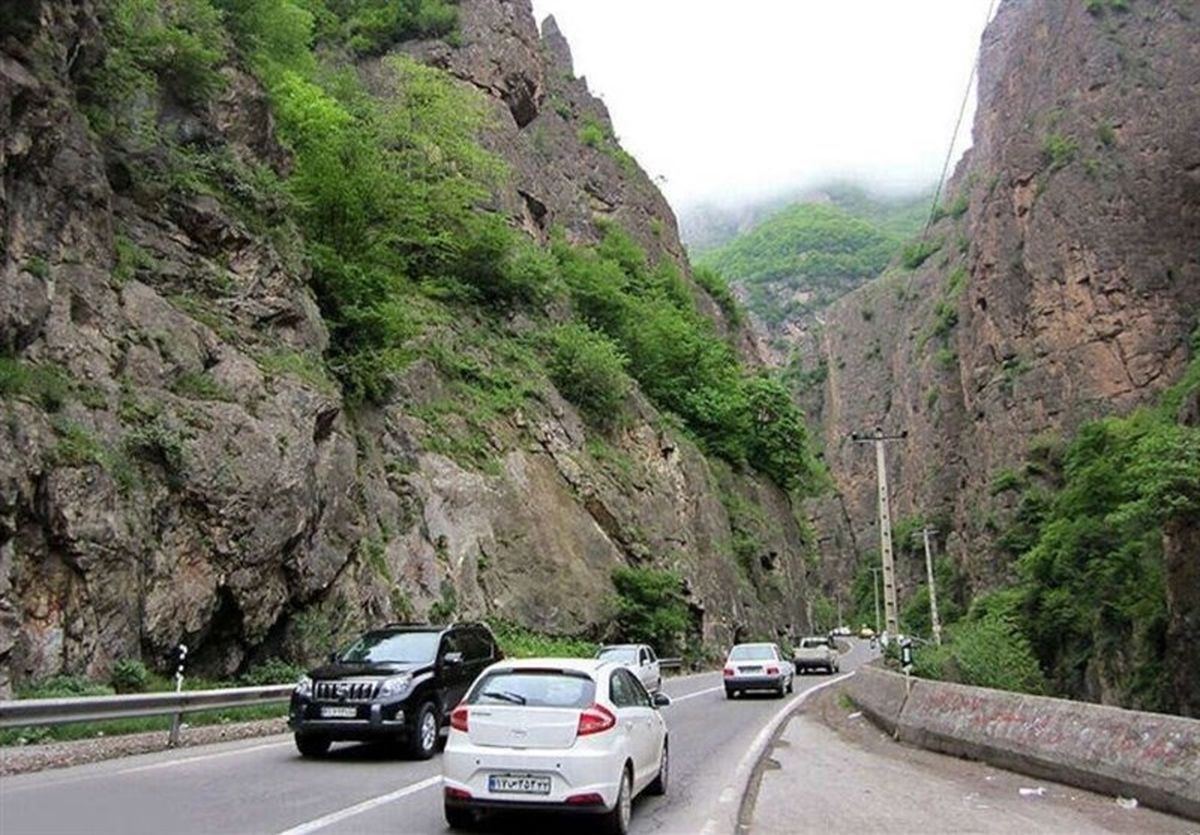 مسدود شدن جاده چالوس از ساعت ۱۶ و یک‌طرفه شدن از ساعت ۱۷
