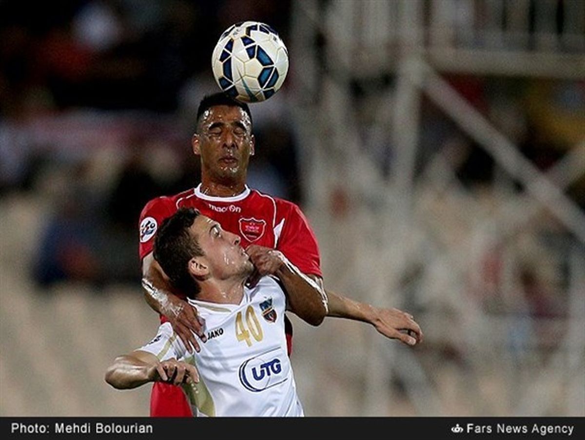 اومانیا کمر پرسپولیس را شکست