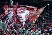انفجار نارنجک دودزا در میان هواداران پرسپولیس