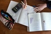 
عذرخواهی آموزش و پرورش ساوجبلاغ از دانش‌آموزانی که هنوز کتاب ندارند
