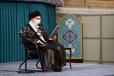 دیدار دانش‌آموزان با رهبر انقلاب/گزارش تصویری