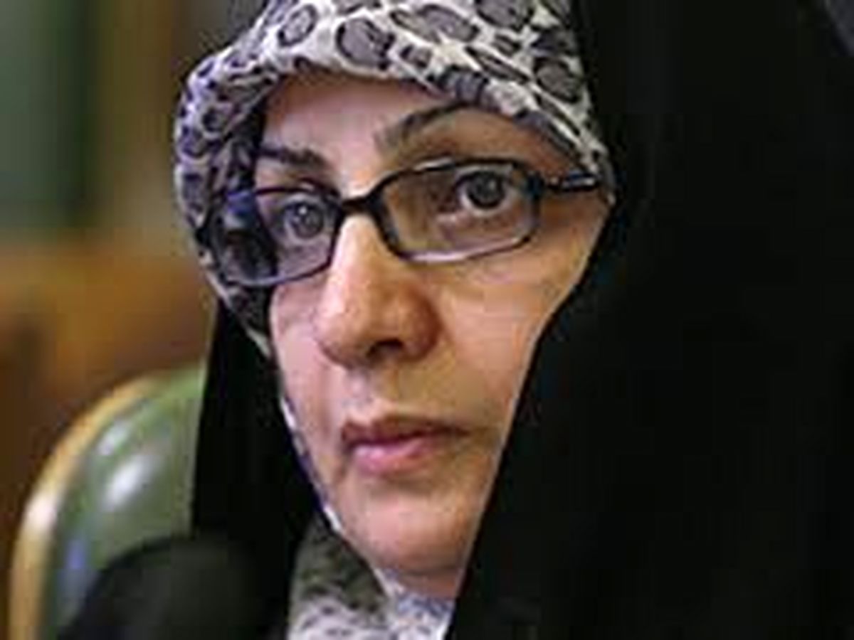 دفاع معصومه آباد از آتش‌نشانی