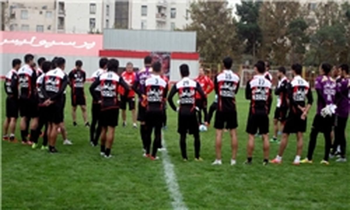 اولین تمرین پرسپولیس در جزیره کیش
