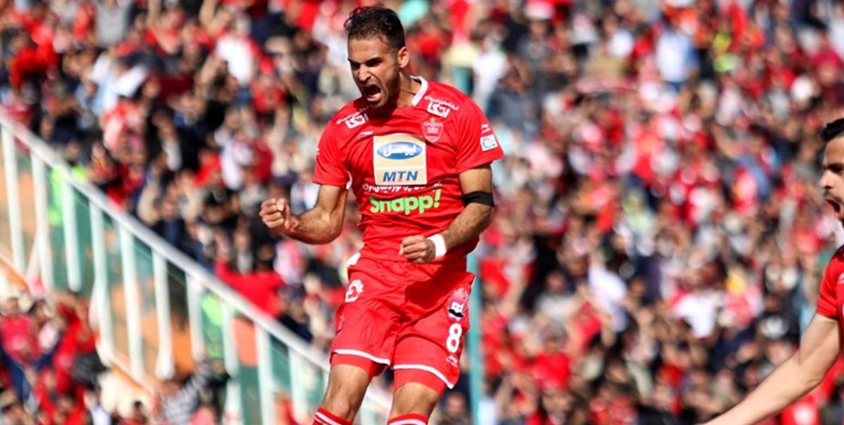 هافبک پرسپولیس قراردادش را دو سال دیگر تمدید کرد