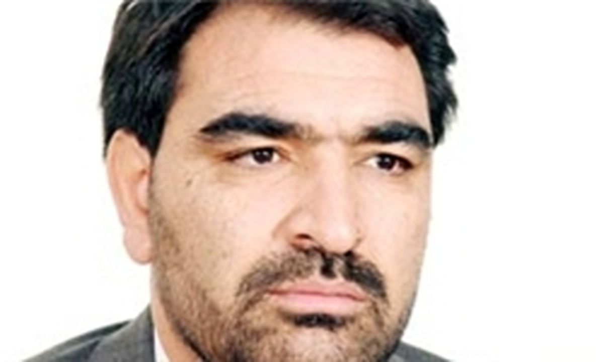  تعداد 4 نفر  از دریافت کننده های حقوق های نامتعارف تاکنون اقدام به استرداد وجوه ننموده‌اند