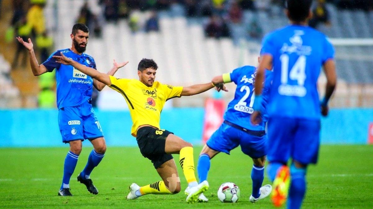  استقلال دو- سپاهان 1/ برد شیرین ده نفره استقلال
