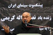 حضور چهرها در مراسم تشییع «نصرت کریمی»/ گزارش تصویری