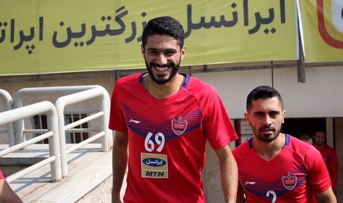 اظهارات مدافع تیم پرسپولیس پس از پیروزی مقابل ذوب آهن