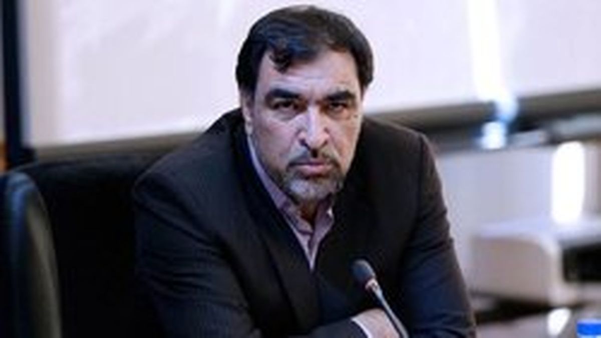  عادل آذر: بودجه باید بر پایه مالیات نوشته شود 