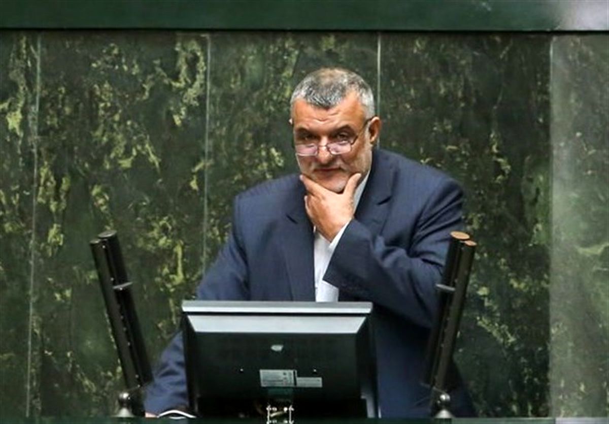 کارت زرد مجلس به حجتی