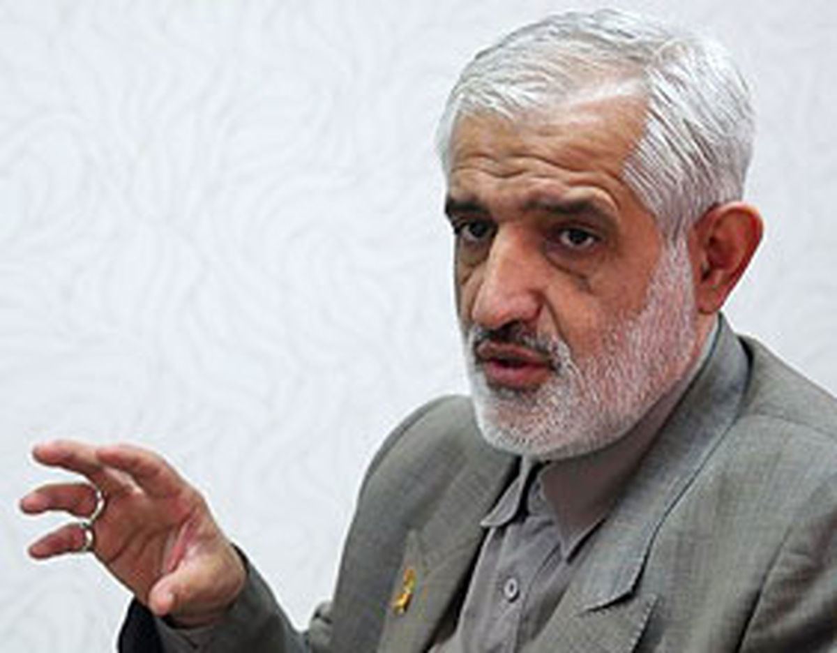 همه می خواهند از تنور مبارزه با مفاسد نان بگیرند