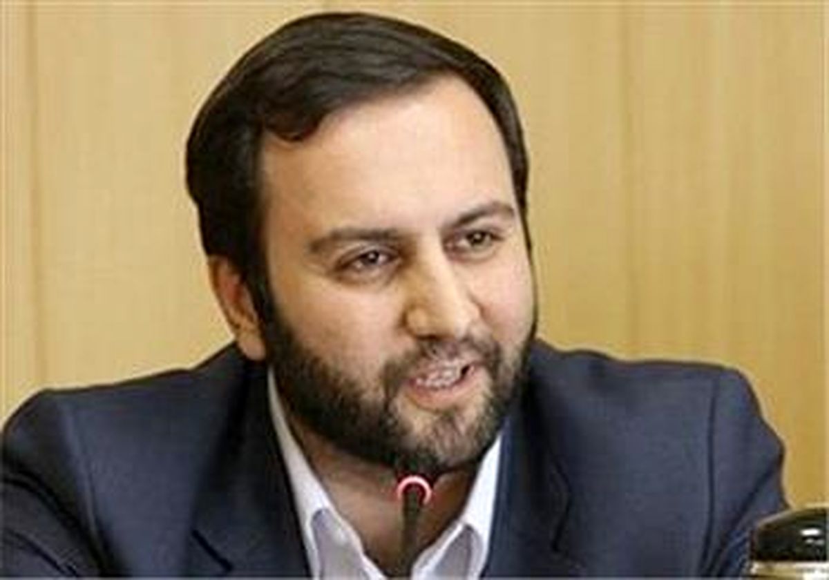 پیرهادی: به زبان تهدید نمی‌شود باغات را حفظ کرد