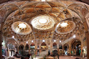 تصویری ناب از معماری منحصر به فرد بازار کاشان