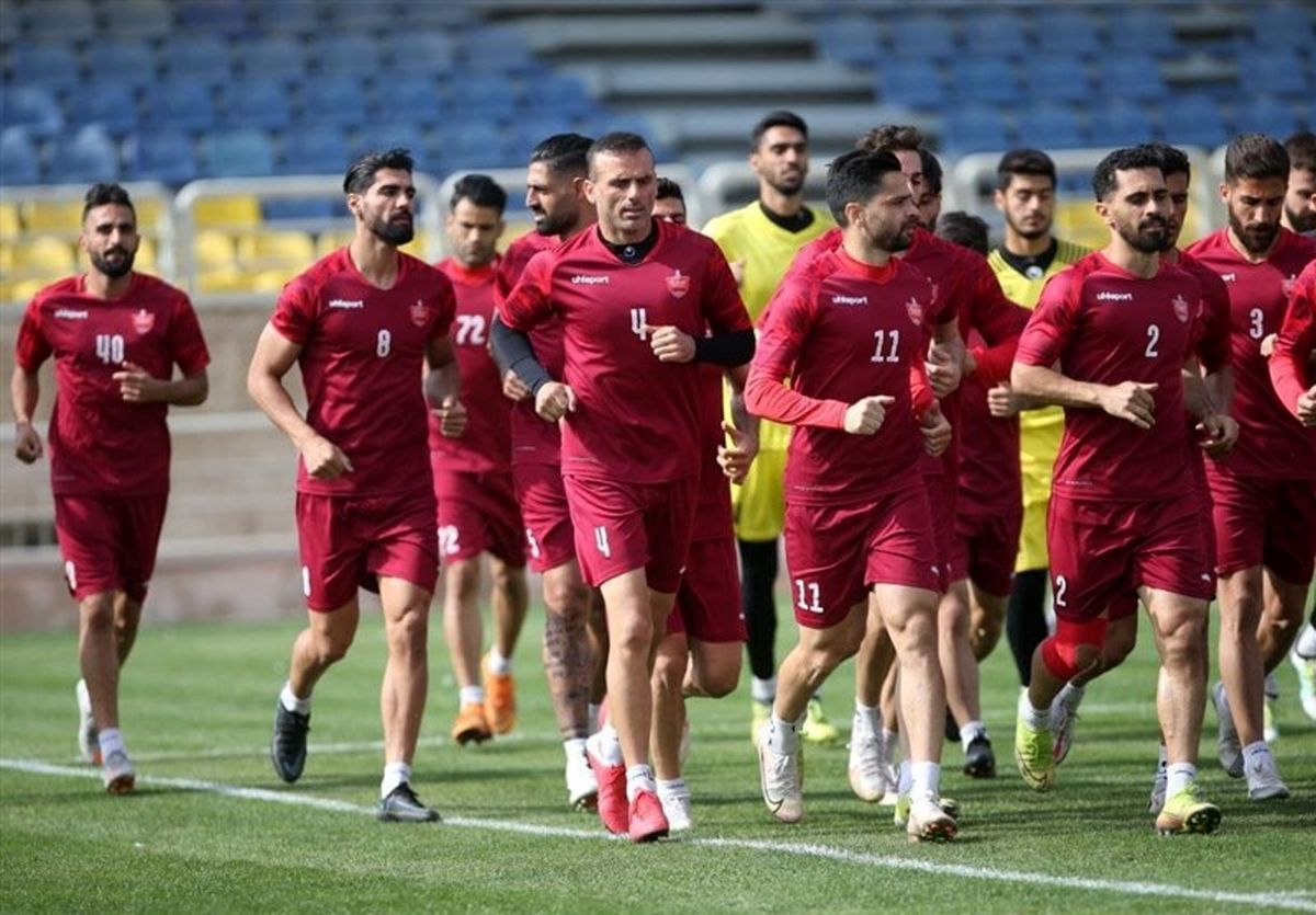 کری خوانی شدید بازیکنان پرسپولیس در تمرین
