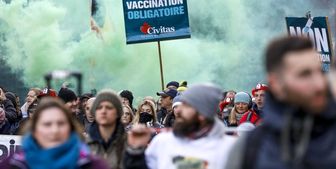 اعتراضات هزاران نفر در بروکسل علیه قوانین محدود کننده کرونا