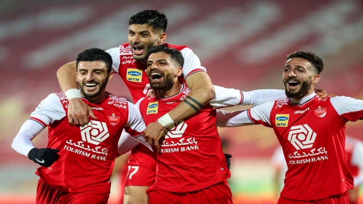 سرلک در پرسپولیس ماندنی شد