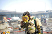 مهار آتش‌سوزی بزرگ انبار لوازم یدکی