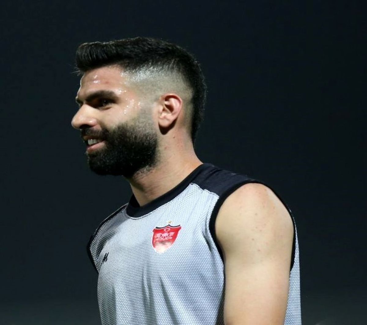 بمب نقل و انتقالات پرسپولیس بازی می کند؟