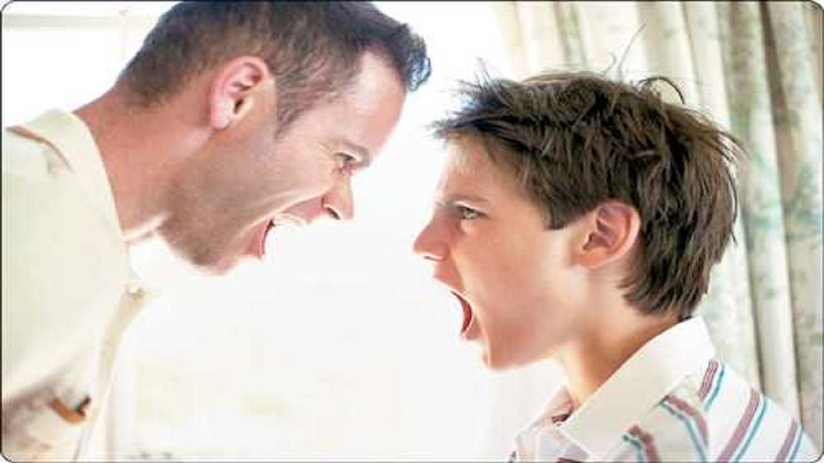 چگونه با نوجوان پرخاشگر رفتار کنیم؟
