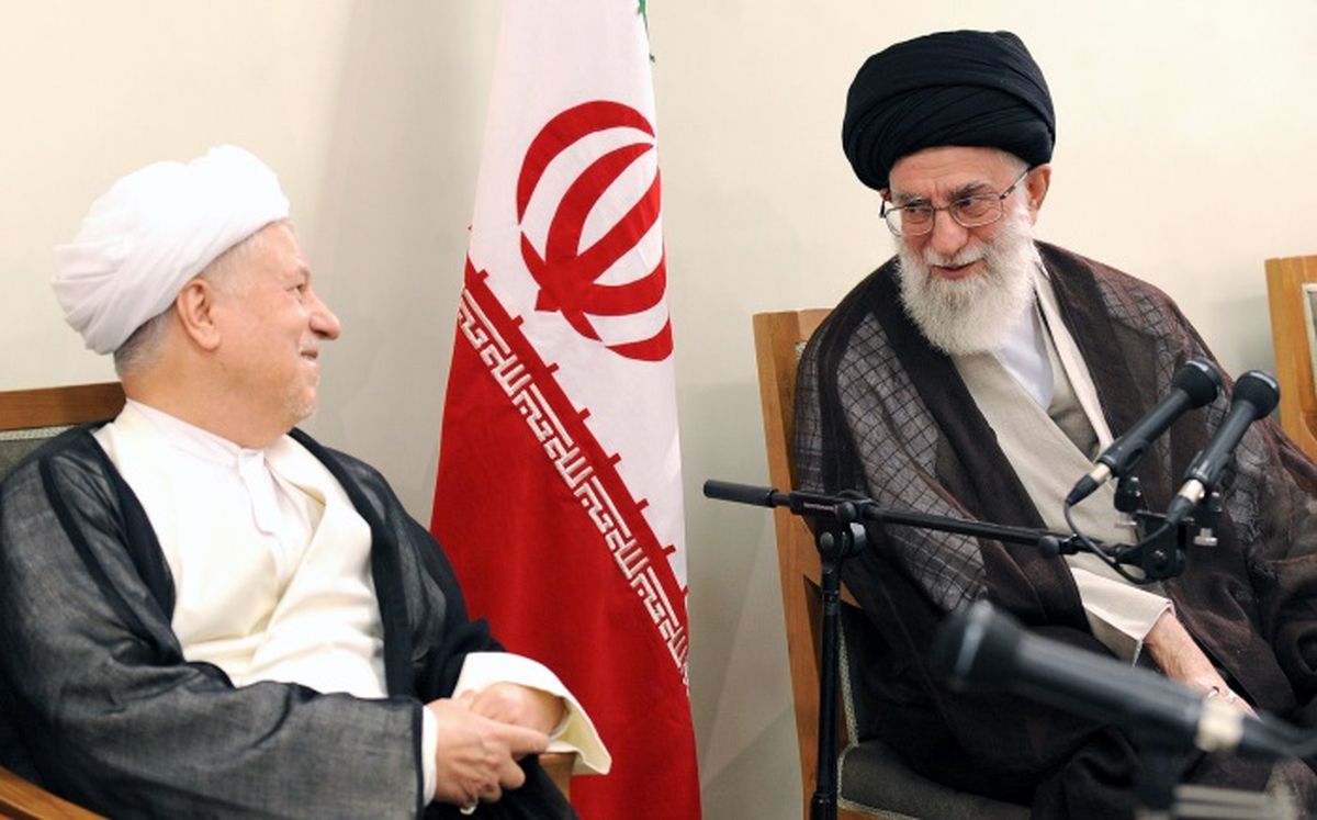 رمز گشایی از پیام های کریمانه رهبر انقلاب در فقدان همسنگران روزهای نخست انقلاب