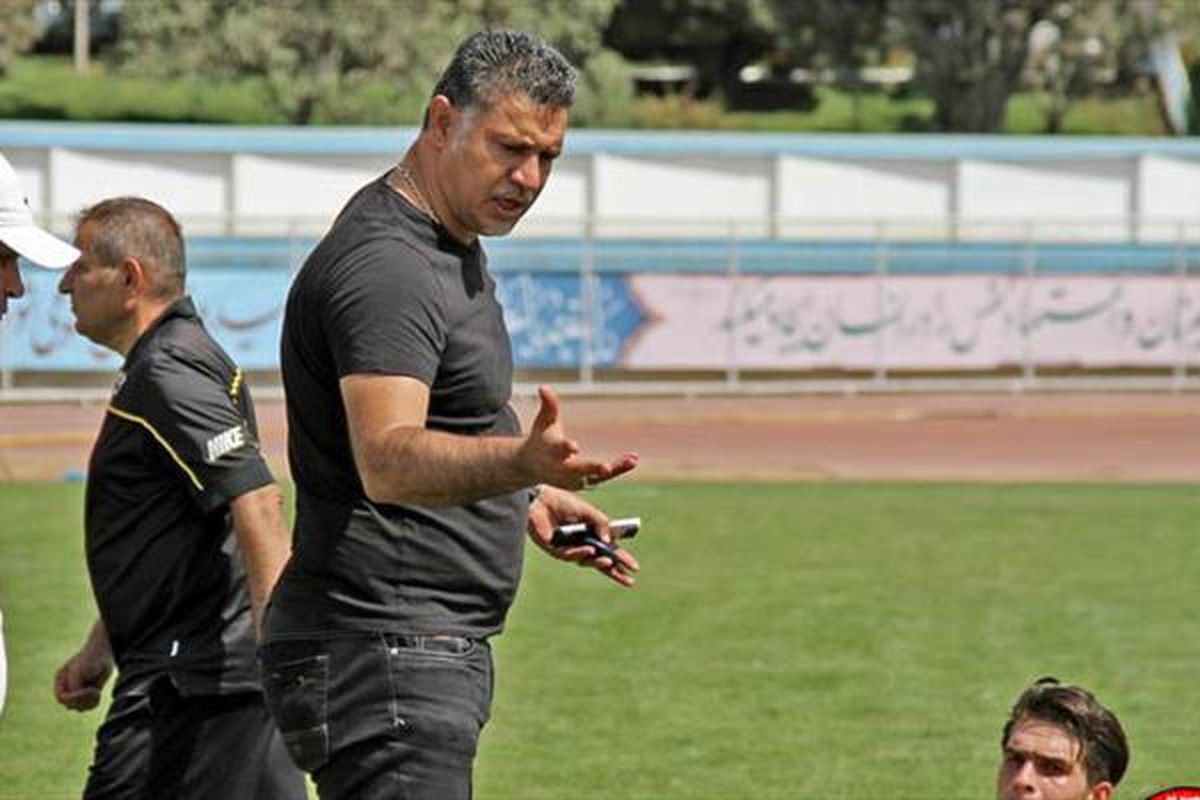 دو شاگرد سابق دایی نارنجی پوش می شوند