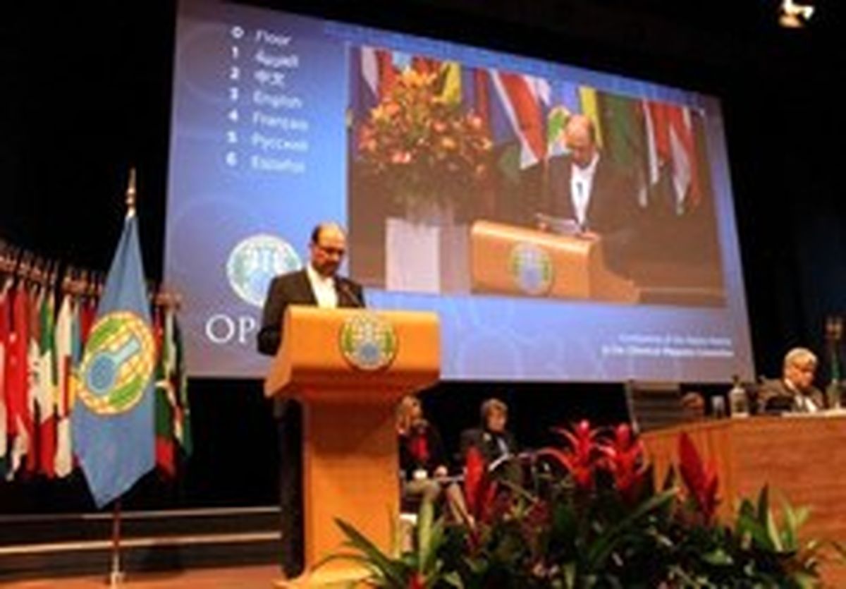دهقانی: ایران بزرگترین قربانی سلاح‌های شیمیایی است