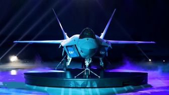 سئول از اولین جنگنده نسل ۴ ++ رونمایی کرد