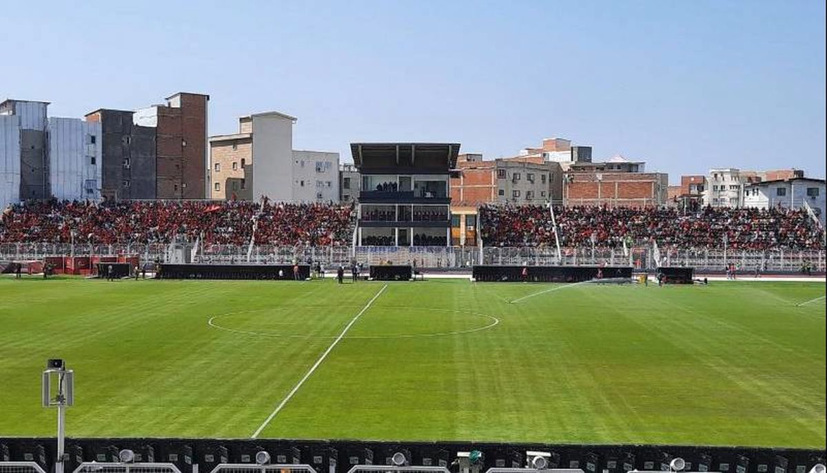 
پرسپولیس، سکوی نساجی را هم گرفت
