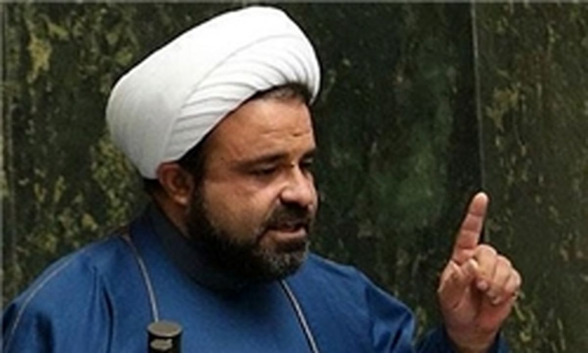 برای حفظ شان مجلس استیضاح نباید انجام شود