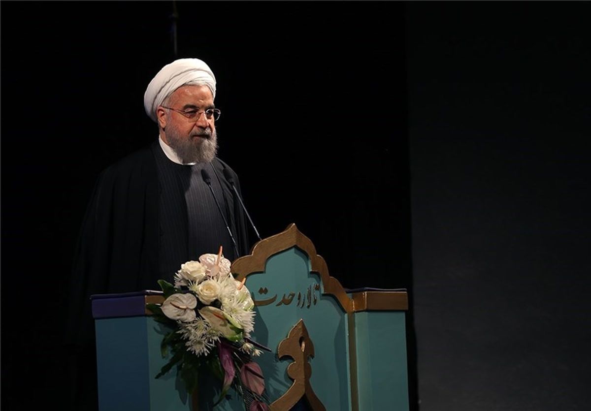 روحانی: رفتن پای صندوق های رای آینده زیباتری را رقم می‌زنند