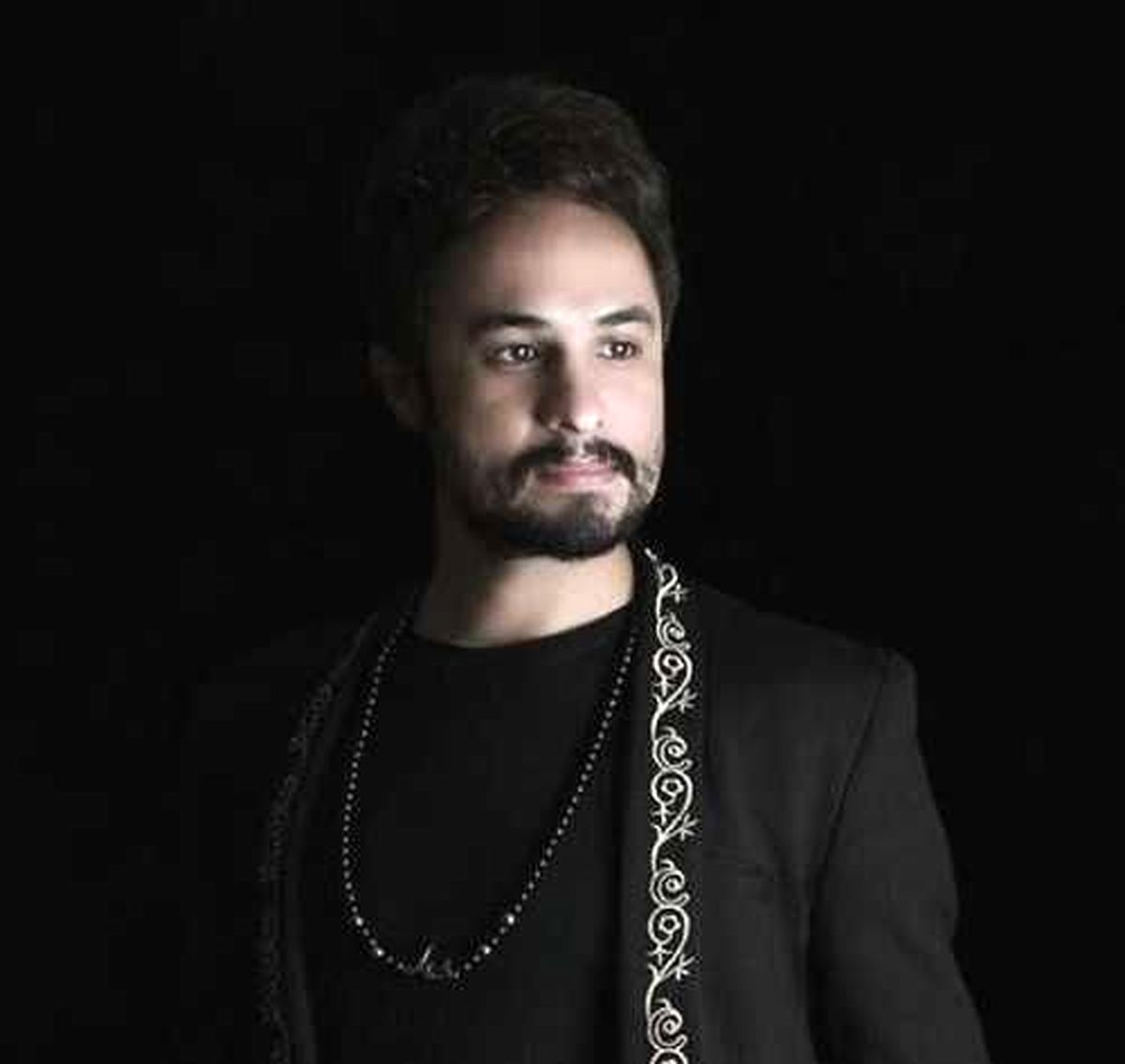 اذان گفتن مصطفی راغب+فیلم