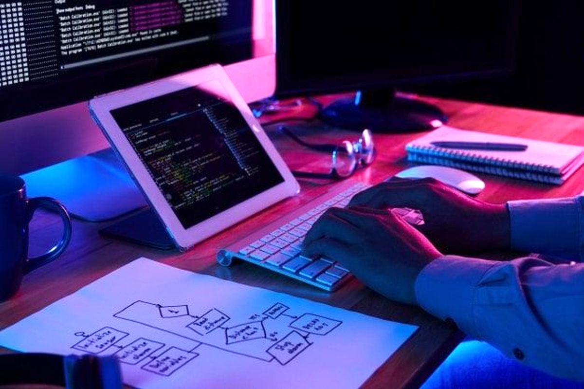 نرم افزار حضور غیاب تحت وب و تحت ویندوز، راهکاری برای دوران کرونا
