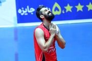 سلفی سعید معروف در کابین خلبانی