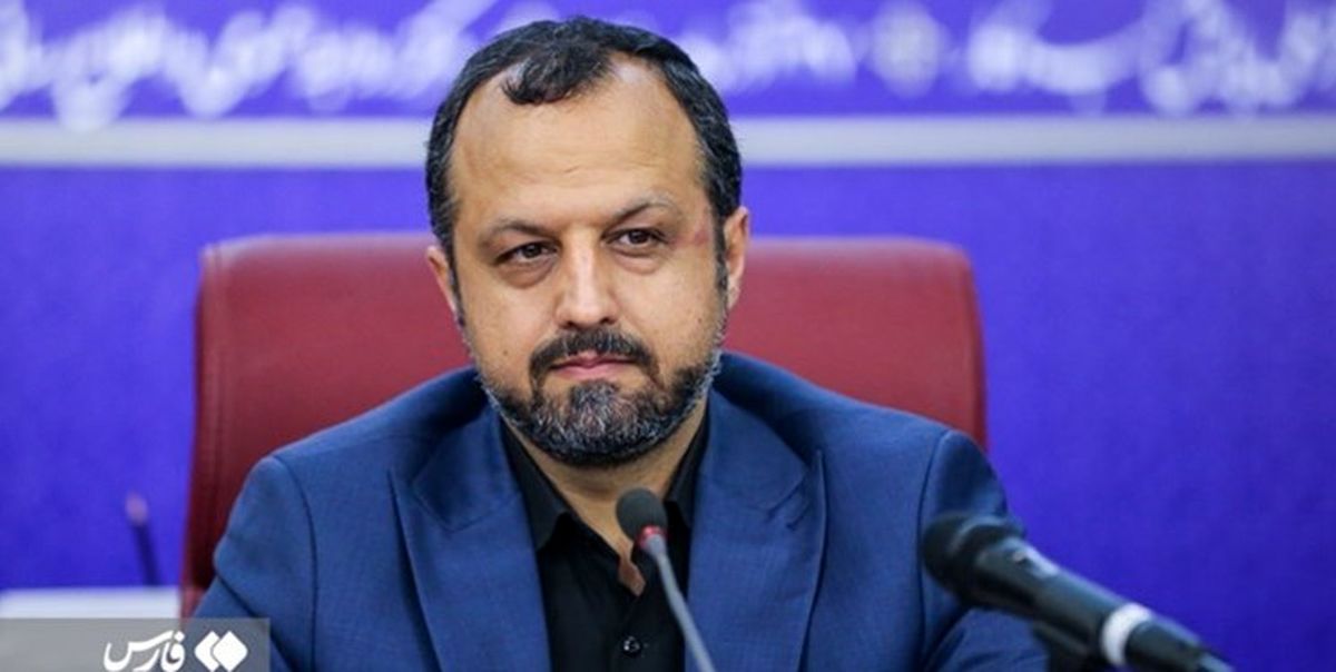 نرخ رشد اقتصادی بدون نفت در پایان پاییز سال گذشته 4.5 درصد بوده است