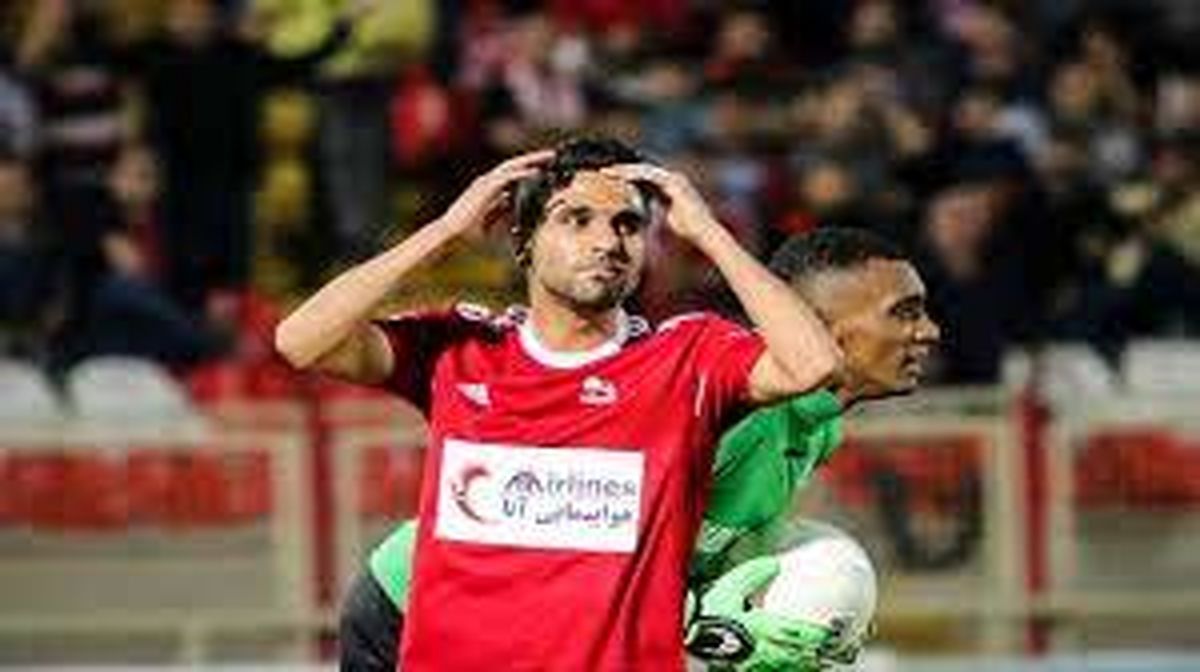 سپاهان و فولاد به دنبال جذب مهاجم تراکتور