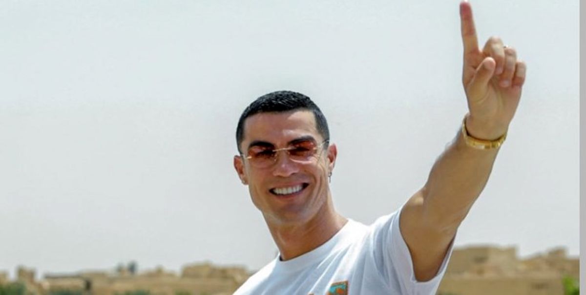 

النصر با درخشش CR7 به نیمه‌نهایی صعود کرد
