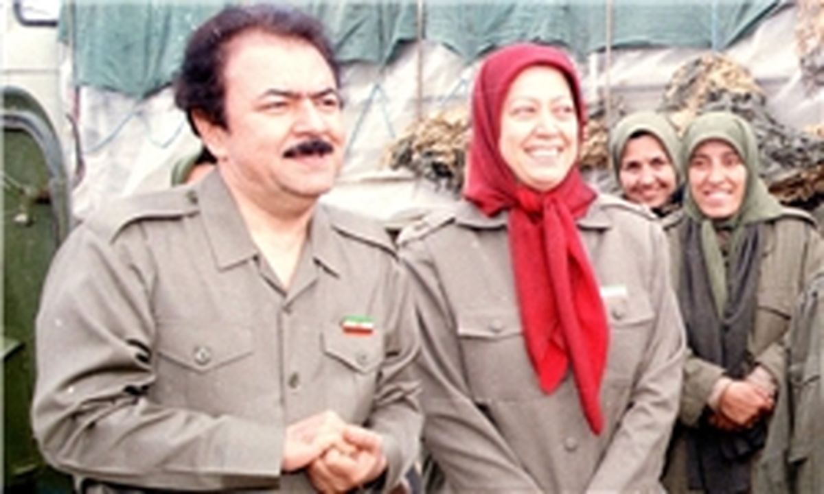 رجوی به یکی از نیروهایش گفت:وقتی تهران را گرفتی این اتاق را برای من نگه دار!