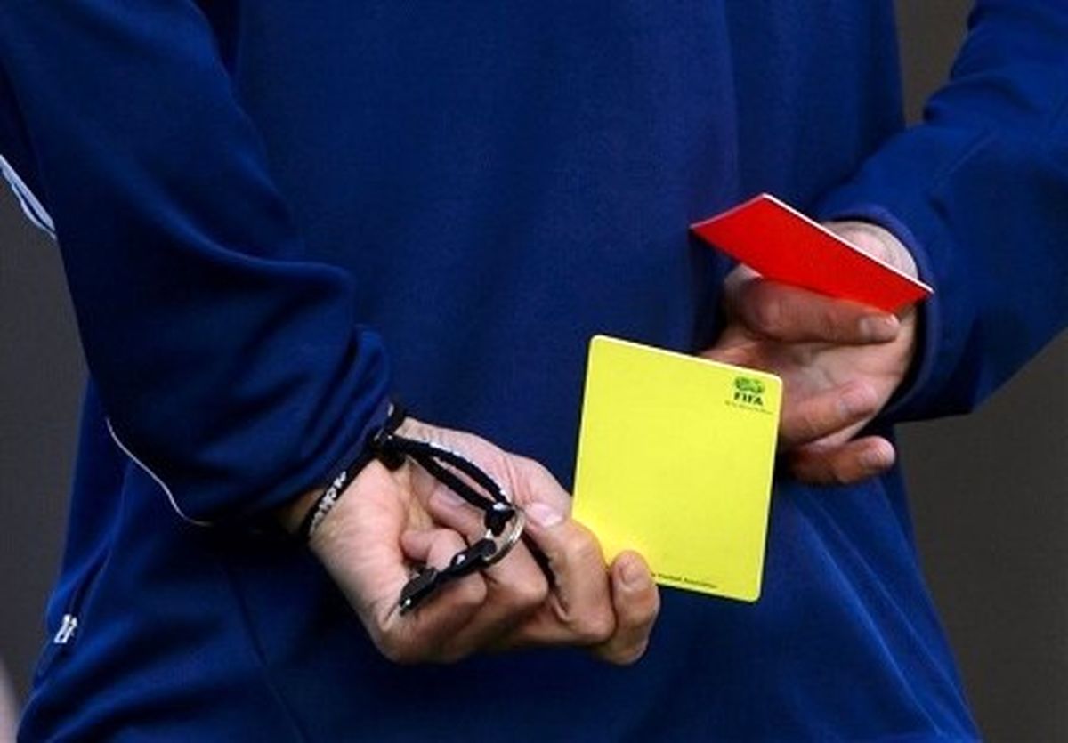 2 بازیکن استقلال باید اخراج می‌شدند!