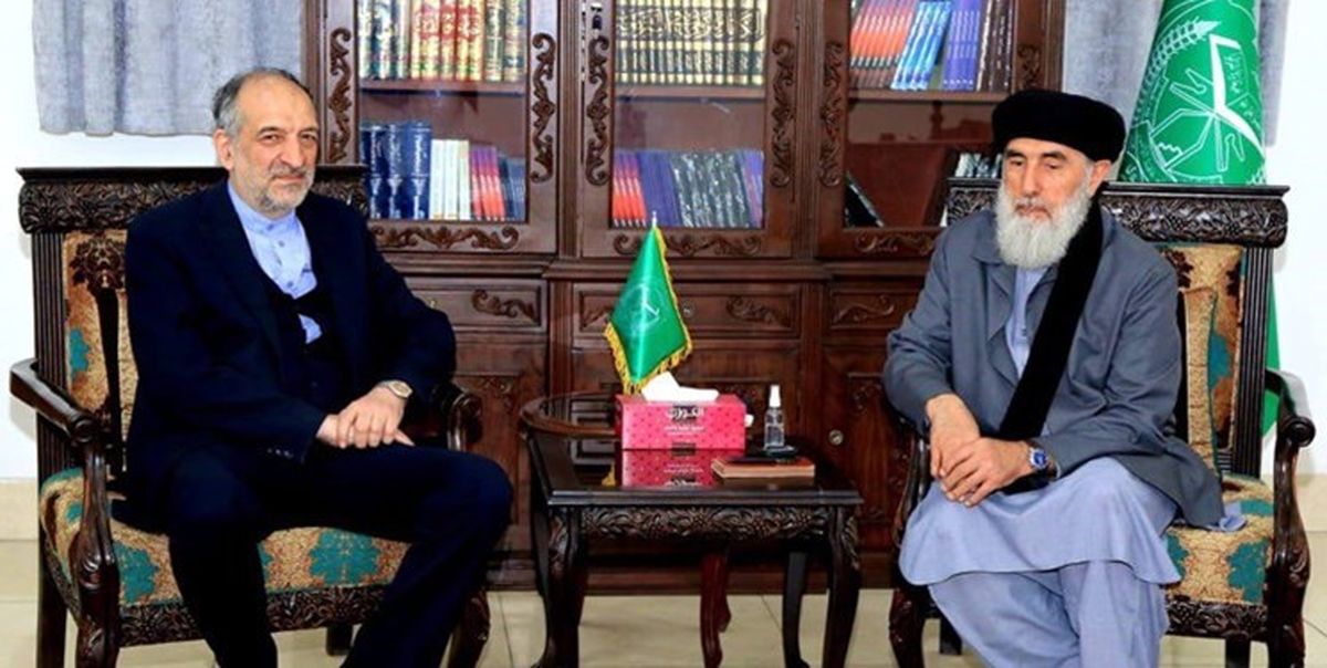 بررسی مسائل مهاجران افغانستان در گفت‌وگوی سفیر ایران و حکمتیار