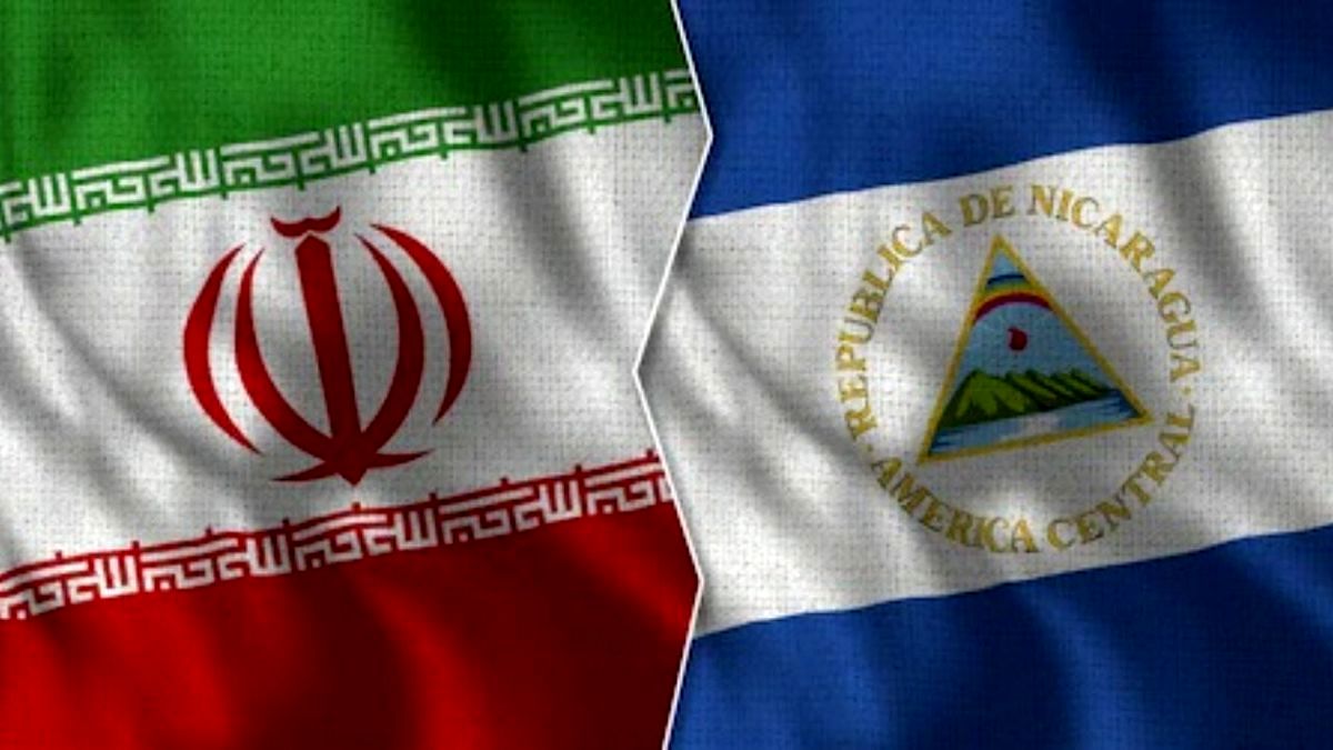تیم ملی با لباس‌های قدیمی در آزادی