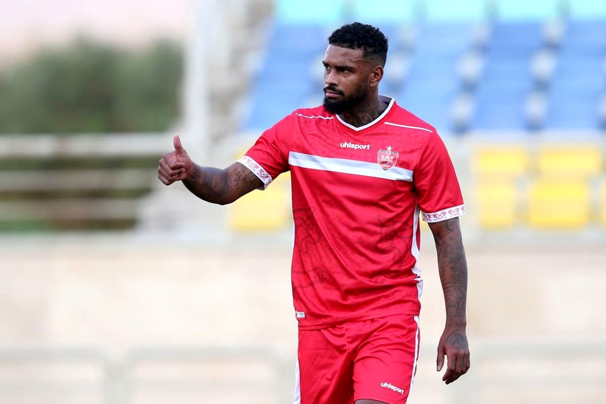 خبار پرسپولیس|تلاش پرسپولیس برای بازگشت مهاجم جنجالی
