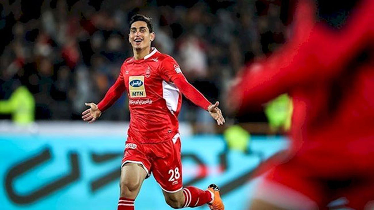 محمد نادری همبازی علیرضا بیرانوند نمی شود