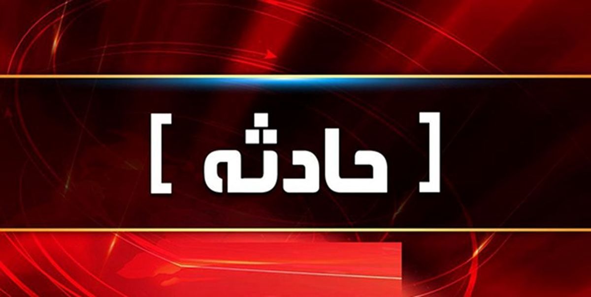 رئیس جمهور با حضور در تجمع مردم در میدان انقلاب در جشن بزرگ عید غدیر شرکت کرد.