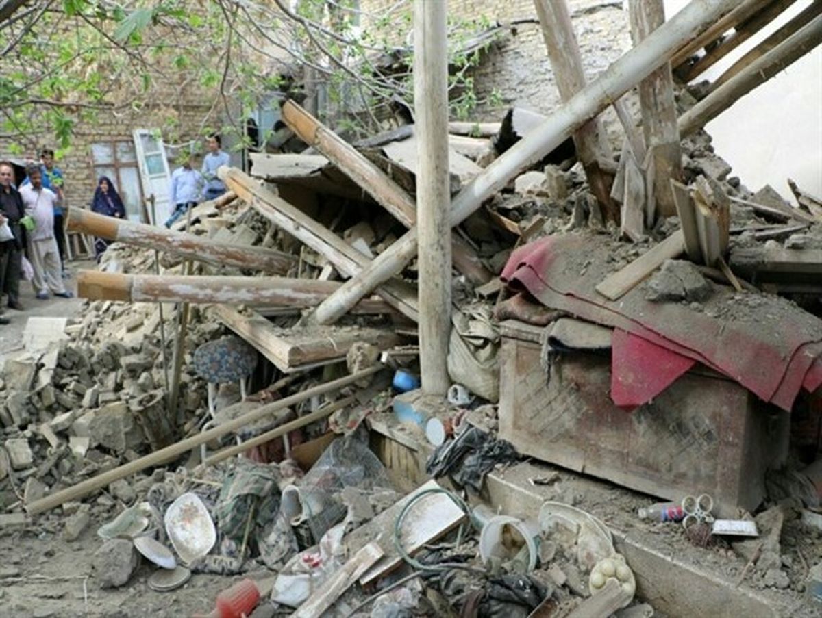 ریزش سقف چوبی در روستای آبادان ایرانشهر؛ 6 نفر را مجروح کرد