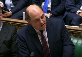 وزیر دفاع انگلیس: بدهی ایران را باید پرداخت کنیم
